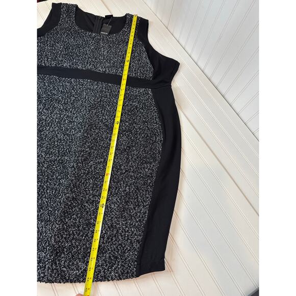 NWT Torrid At The Knee Boucle Contoured Panel Dress Grey Black Plus Size 30 - Picture 5 of 7